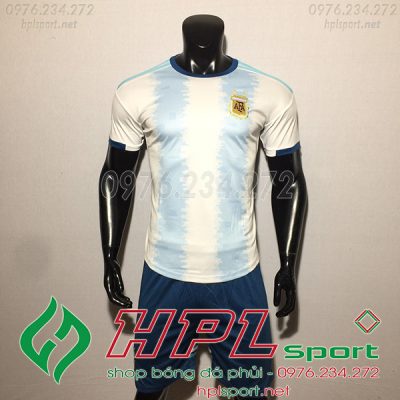 áo đội tuyển Argentina sọc trắng xanh 2020