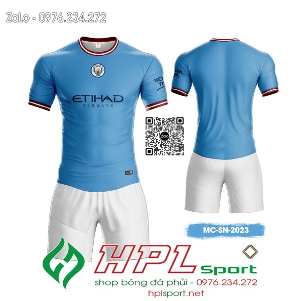 Mẫu áo đá bóng CLB Man City sân nhà màu xanh bích nhạt
